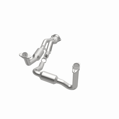 MagnaFlow Jeep California Grade CARB Compliant Direct-Fit Catalytic Converter 5451444 360 Degree Image Set