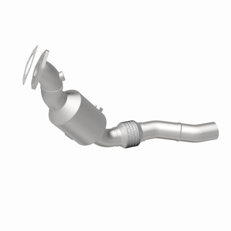 MagnaFlow Cadillac CT6 OEM Grade Federal / EPA Compliant Direct-Fit Catalytic Converter 21-914 360 Degree Image Set