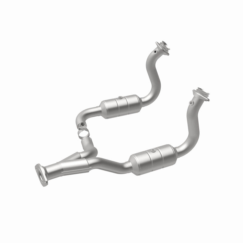 MagnaFlow Ford California Grade CARB Compliant Direct-Fit Catalytic Converter 5451760 360 Degree Image Set