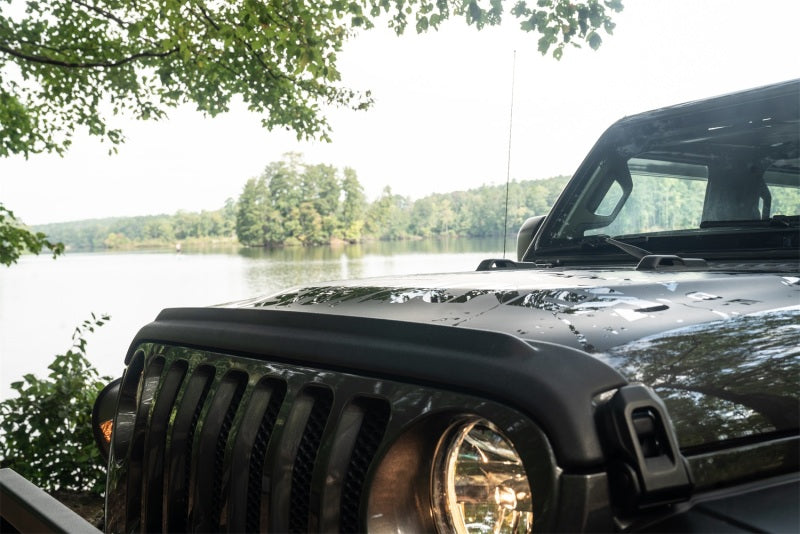 Bushwacker 18-19 Jeep Wrangler Rubicon/Sport//Unlimited/Sport S Hood Stone Guard- Black 14093 14093 Photo - Mounted