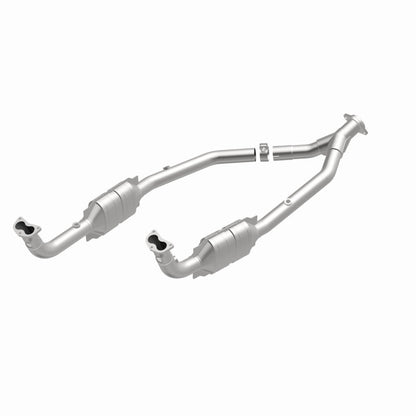 MagnaFlow Land Rover Discovery OEM Grade Federal / EPA Compliant Direct-Fit Catalytic Converter 49720 360 Degree Image Set