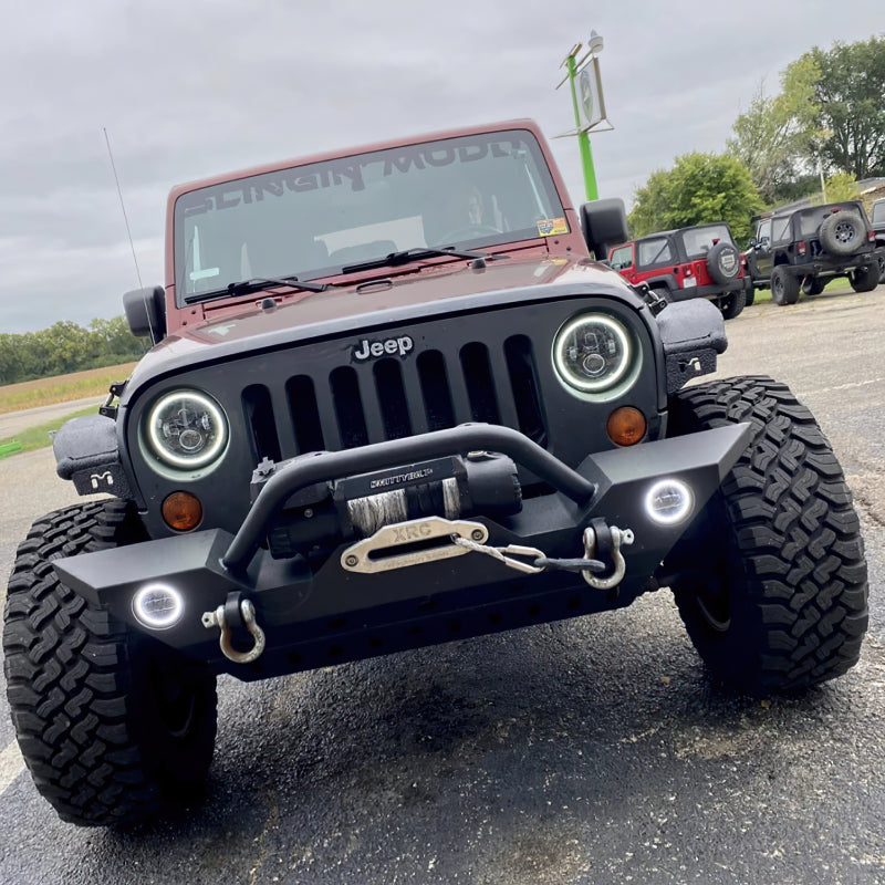 ORACLE Lighting Oracle 7in High Powered LED Headlights - Black Bezel - White 5769-001 5769-001 Photo - lifestyle view