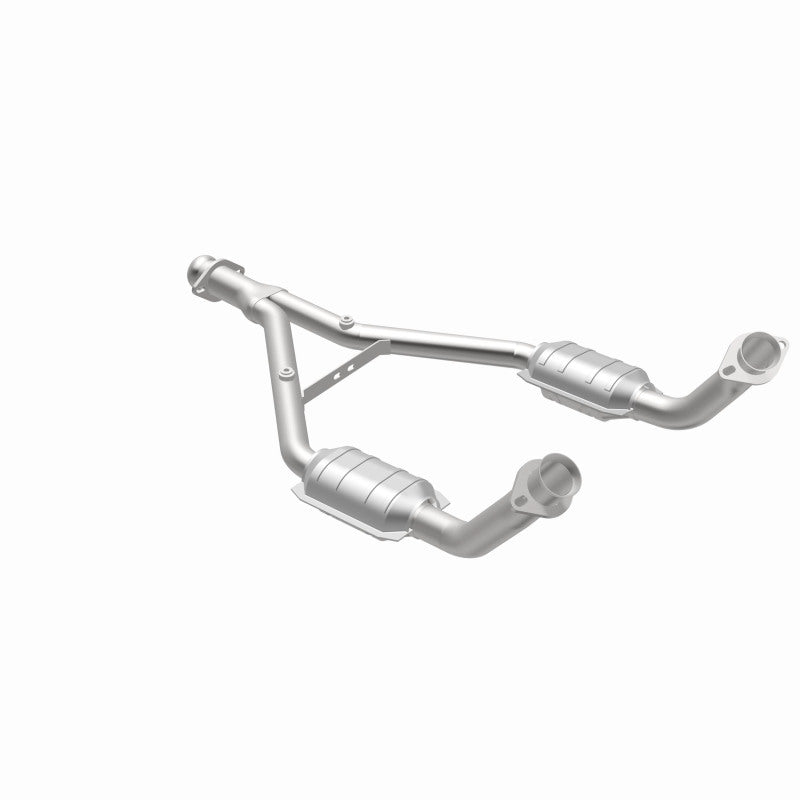 MagnaFlow Ford Mustang Standard Grade Federal / EPA Compliant Direct-Fit Catalytic Converter 23340 360 Degree Image Set