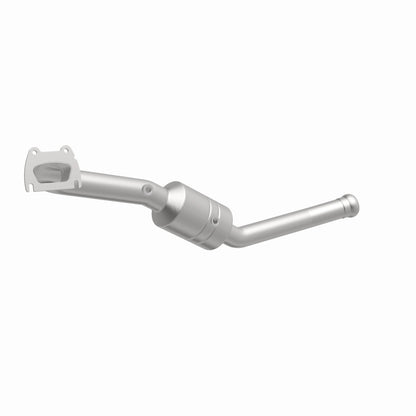 MagnaFlow OEM Grade Federal / EPA Compliant Direct-Fit Catalytic Converter 49737 360 Degree Image Set