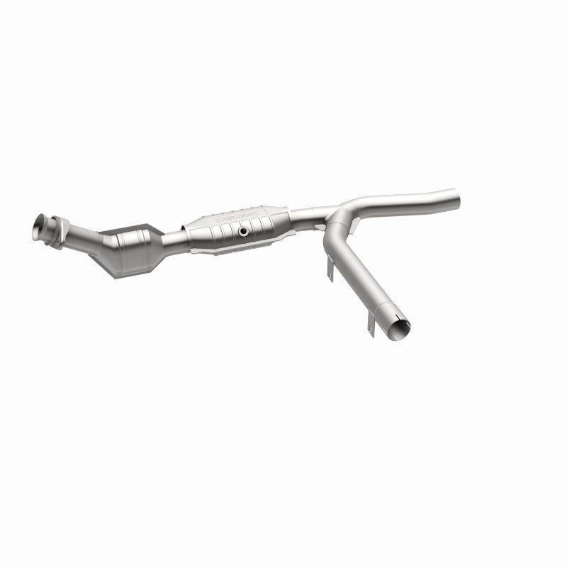 MagnaFlow Ford OEM Grade Federal / EPA Compliant Direct-Fit Catalytic Converter 51301 360 Degree Image Set
