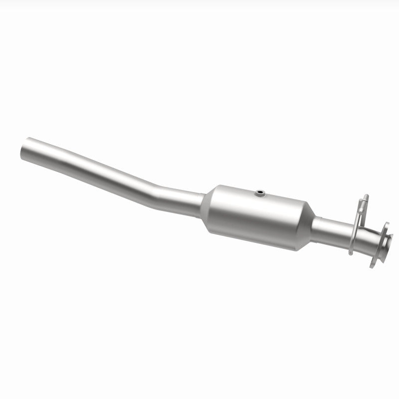 Magnaflow 16-19 Ford F-53 V10 6.8L Underbody Direct-Fit Catalytic Converter 280447 280447 360 Degree Image Set