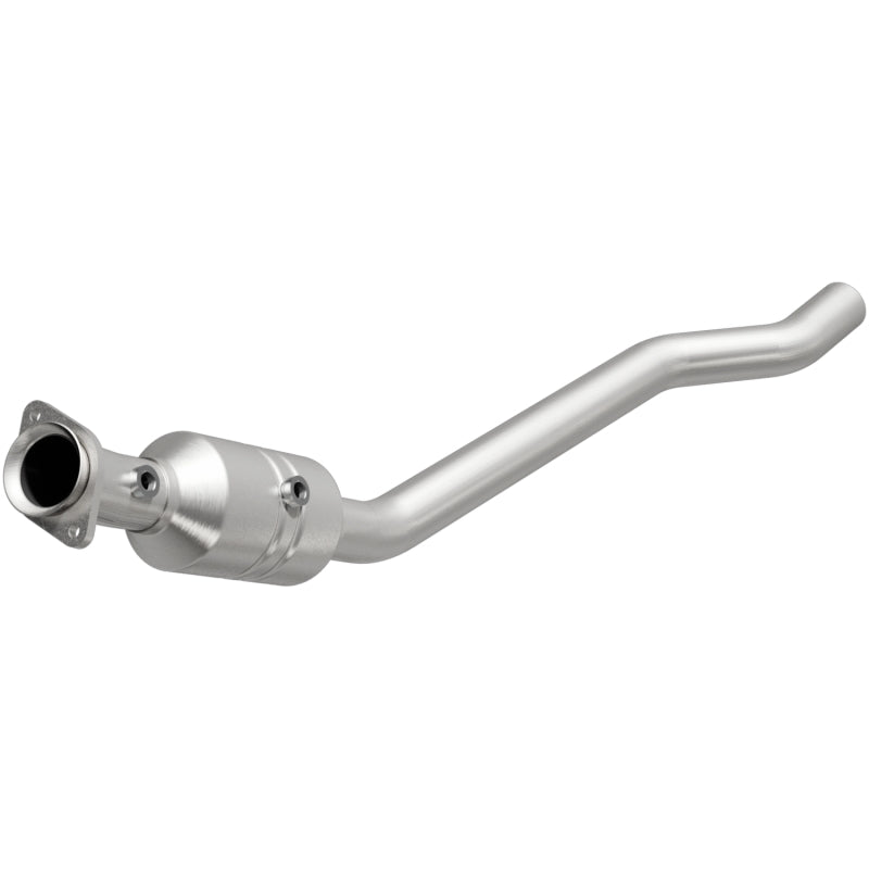 MagnaFlow OEM Grade Federal / EPA Compliant Direct-Fit Catalytic Converter 49739 Photo - Primary