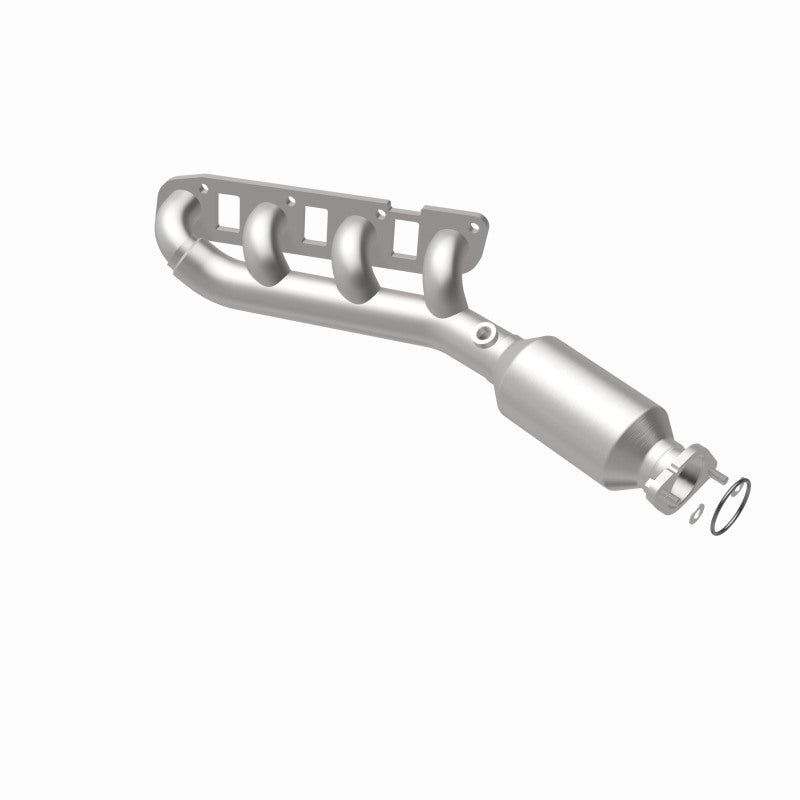 MagnaFlow Infiniti OEM Grade Federal / EPA Compliant Manifold Catalytic Converter 22-035 360 Degree Image Set