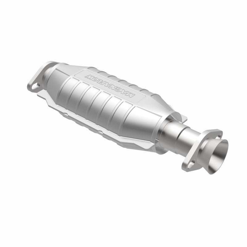 MagnaFlow Mitsubishi Montero HM Grade Federal / EPA Compliant Direct-Fit Catalytic Converter 93286 360 Degree Image Set