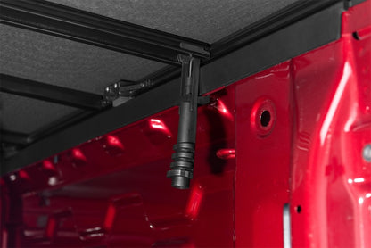 Lund 2019 Chevrolet Silverado 1500 6.5ft Bed Genesis Elite Tri-Fold Tonneau - Black 958293 958293 Photo - Mounted