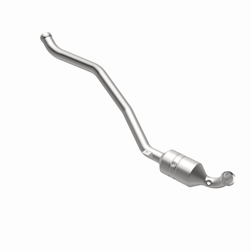 MagnaFlow Mercedes-Benz R350 OEM Grade Federal / EPA Compliant Direct-Fit Catalytic Converter 52178 360 Degree Image Set