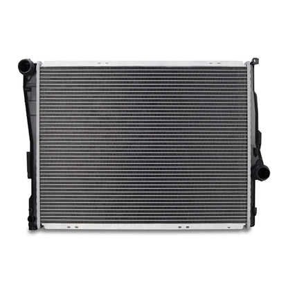 Mishimoto 2001-2005 BMW 320i 2.2L Replacement Radiator R2636-MT Photo - out of package