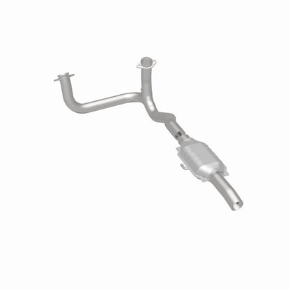 MagnaFlow Ford Standard Grade Federal / EPA Compliant Direct-Fit Catalytic Converter 93131 360 Degree Image Set