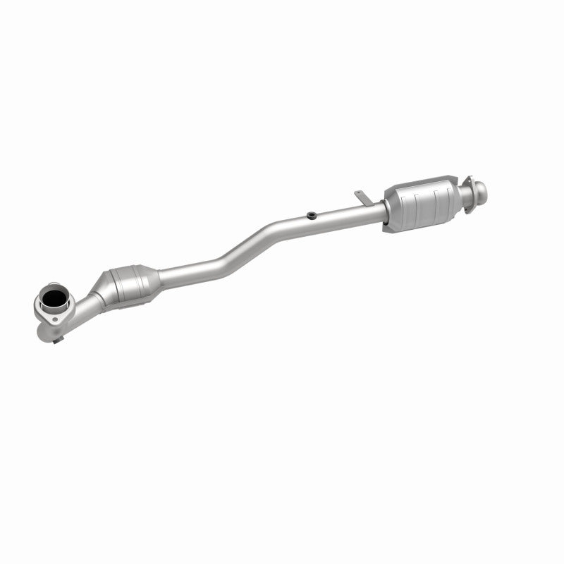 MagnaFlow HM Grade Federal / EPA Compliant Direct-Fit Catalytic Converter 93107 360 Degree Image Set