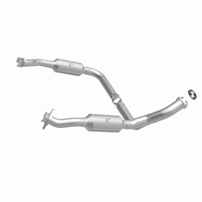 MagnaFlow OEM Grade Federal / EPA Compliant Direct-Fit Catalytic Converter 49598 360 Degree Image Set