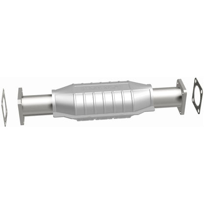 MagnaFlow Isuzu California Grade CARB Compliant Direct-Fit Catalytic Converter 3391657 Photo - out of package