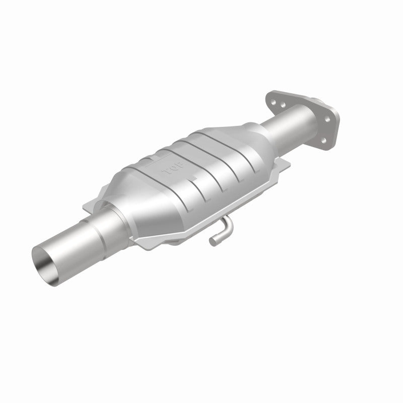 MagnaFlow Standard Grade Federal / EPA Compliant Direct-Fit Catalytic Converter 23447 360 Degree Image Set