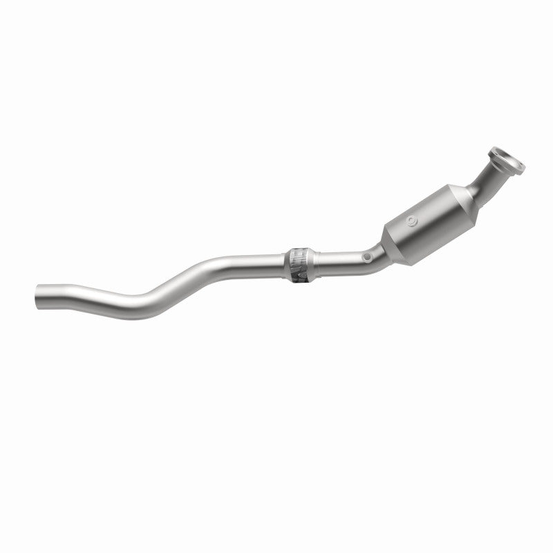 MagnaFlow California Grade CARB Compliant Direct-Fit Catalytic Converter 5561243 360 Degree Image Set