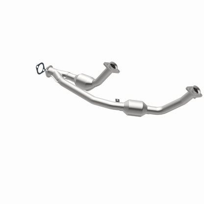 MagnaFlow Standard Grade Federal / EPA Compliant Direct-Fit Catalytic Converter 23354 360 Degree Image Set