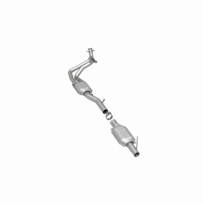 MagnaFlow Ford HM Grade Federal / EPA Compliant Direct-Fit Catalytic Converter 93190 360 Degree Image Set
