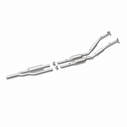 MagnaFlow HM Grade Federal / EPA Compliant Direct-Fit Catalytic Converter 24587 360 Degree Image Set