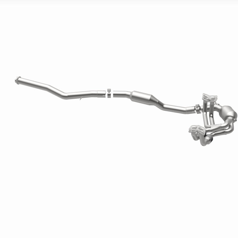 Magnaflow 14-17 Subaru Crosstrek 2.0L Direct Fit Converter 23-184 23-184 360 Degree Image Set