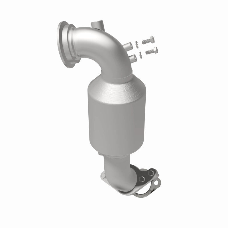 MagnaFlow Chevrolet Malibu OEM Grade Federal / EPA Compliant Direct-Fit Catalytic Converter 21-421 360 Degree Image Set