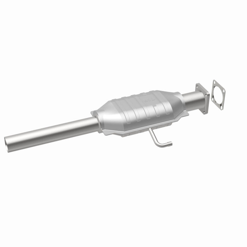 MagnaFlow Jeep Wrangler Standard Grade Federal / EPA Compliant Direct-Fit Catalytic Converter 23225 360 Degree Image Set