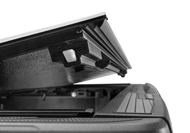 BAK Flip G2 16-19 Toyota Tacoma 6' Bed 226427 Photo - Close Up
