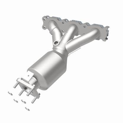 MagnaFlow Volvo XC90 OEM Grade Federal / EPA Compliant Manifold Catalytic Converter 22-174 360 Degree Image Set