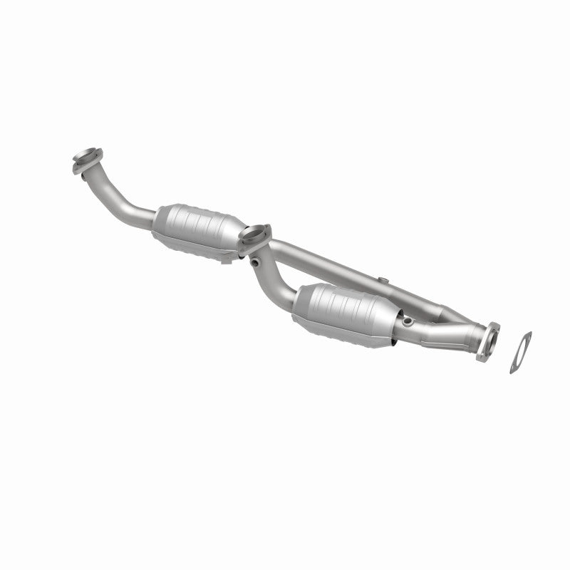 MagnaFlow Ford Windstar HM Grade Federal / EPA Compliant Direct-Fit Catalytic Converter 23353 360 Degree Image Set