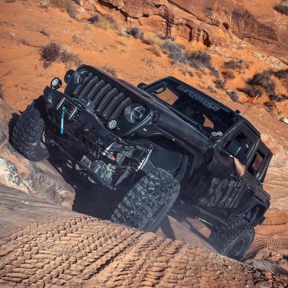 Superwinch 10000 LBS 12 VDC 3/8in x 85ft Wire Rope SX 10000 Winch 1710200 1710200 Photo - lifestyle view