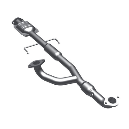 MagnaFlow OEM Grade Federal / EPA Compliant Direct-Fit Catalytic Converter 49453 Photo - Primary