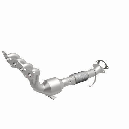 MagnaFlow Ford Focus OEM Grade Federal / EPA Compliant Manifold Catalytic Converter 51153 360 Degree Image Set