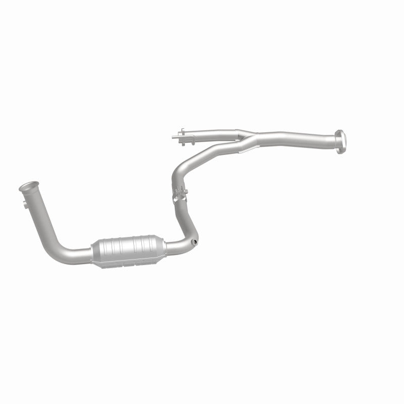 MagnaFlow Jeep Liberty OEM Grade Federal / EPA Compliant Direct-Fit Catalytic Converter 49582 360 Degree Image Set