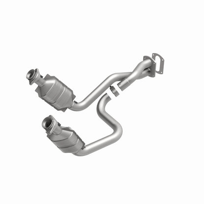 MagnaFlow Ford F-250 Super Duty California Grade CARB Compliant Direct-Fit Catalytic Converter 4451631 360 Degree Image Set