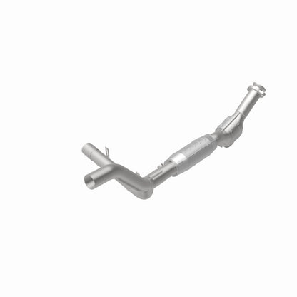 MagnaFlow Ford F-150 California Grade CARB Compliant Direct-Fit Catalytic Converter 447140 360 Degree Image Set