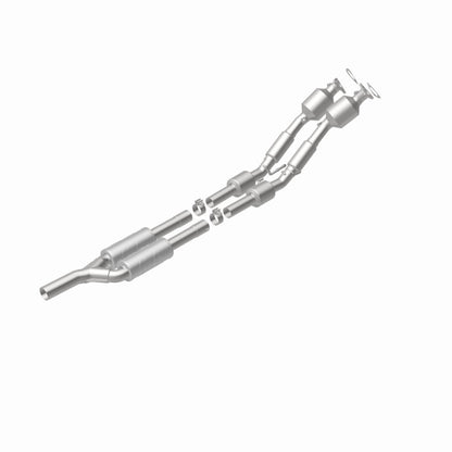 MagnaFlow Volkswagen Passat California Grade CARB Compliant Direct-Fit Catalytic Converter 551838 360 Degree Image Set