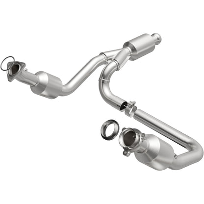 Magnaflow 14-15 Chevrolet Silverado 1500 Underbody 4.3L / 5.3L Direct-Fit Catalytic Converter 280424 280424 Photo - Primary