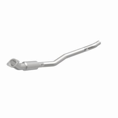 MagnaFlow California Grade CARB Compliant Direct-Fit Catalytic Converter 5561539 360 Degree Image Set