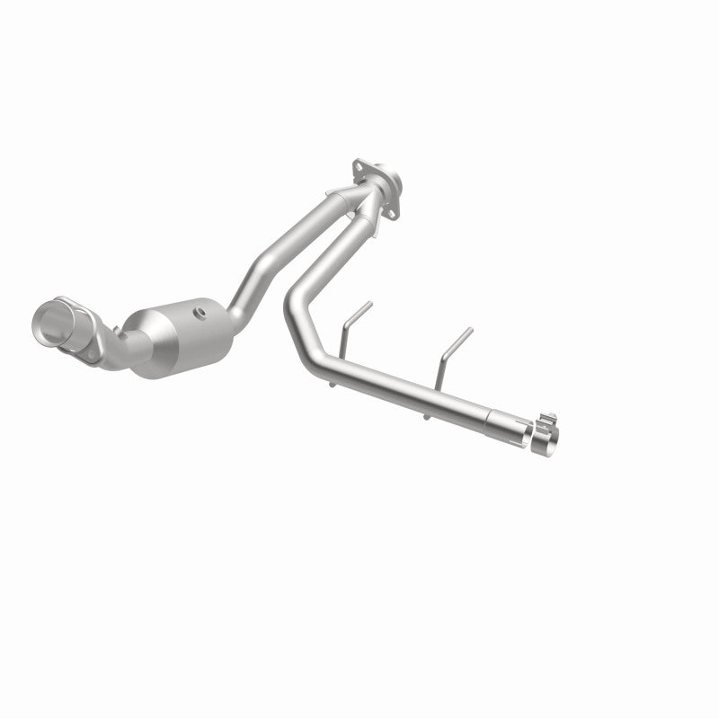 Magnaflow 18-20 Ford F-150 V6 3.3L Right Underbody Direct-Fit Catalytic Converter 280224 280224 360 Degree Image Set