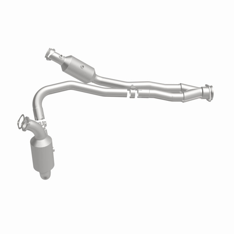 Magnaflow Conv DF 2015-2017 Transit-150 V6 3.5 OEM Underbody 21-710 21-710 360 Degree Image Set