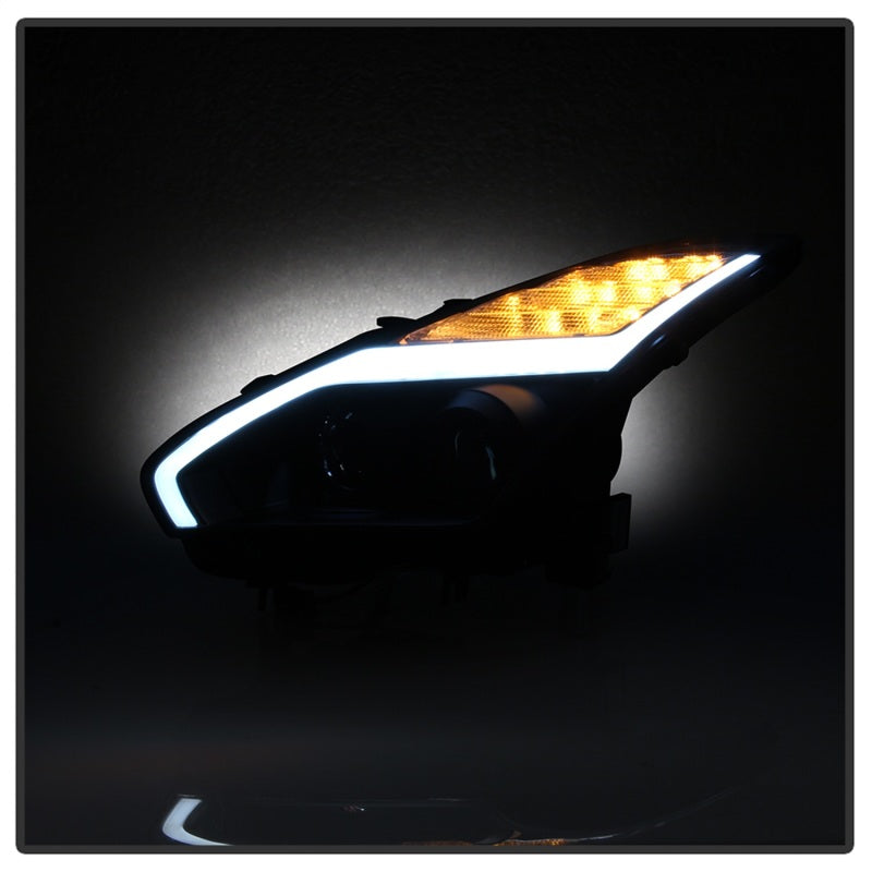 Spyder Nissan GTR R35 09-14 - Projector Headlights - DRL LED - Black 5085696 5085696 Photo - Unmounted