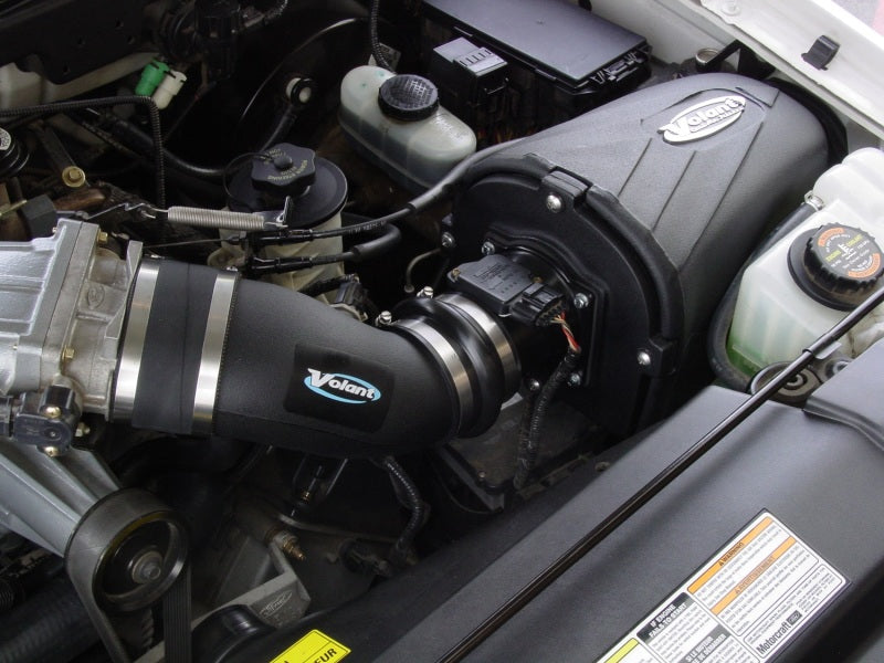 Volant 99-01 Ford F-150 5.4 V8 Pro5 Closed Box Air Intake System 19954 Photo - Mounted