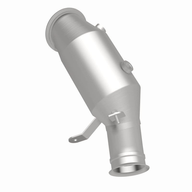 MagnaFlow BMW OEM Grade Federal / EPA Compliant Direct-Fit Catalytic Converter 52245 360 Degree Image Set