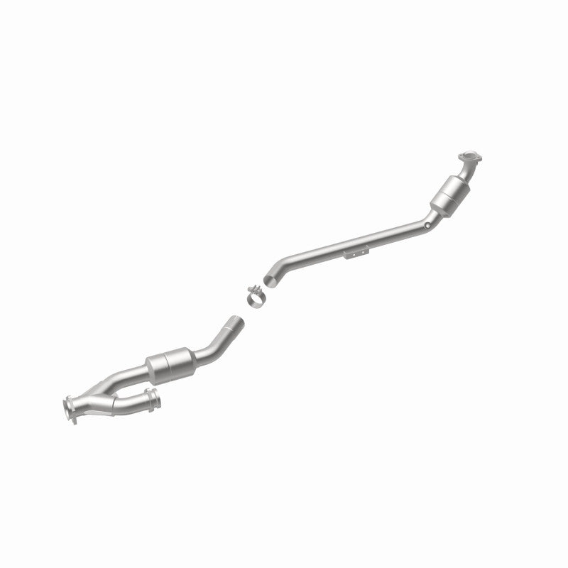MagnaFlow Mercedes-Benz CLK320 OEM Grade Federal / EPA Compliant Direct-Fit Catalytic Converter 51582 360 Degree Image Set