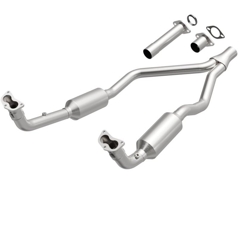 MagnaFlow Land Rover Range Rover California Grade CARB Compliant Direct-Fit Catalytic Converter 3391821 Photo - Primary