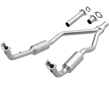 MagnaFlow Land Rover Range Rover California Grade CARB Compliant Direct-Fit Catalytic Converter 3391821 Photo - Primary