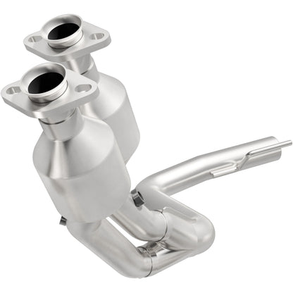 MagnaFlow Jeep Cherokee HM Grade Federal / EPA Compliant Direct-Fit Catalytic Converter 24997 Photo - Primary