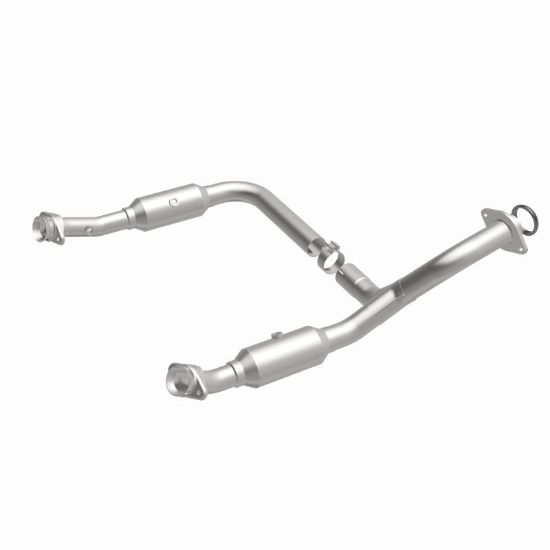 MagnaFlow California Grade CARB Compliant Direct-Fit Catalytic Converter 5551672 360 Degree Image Set